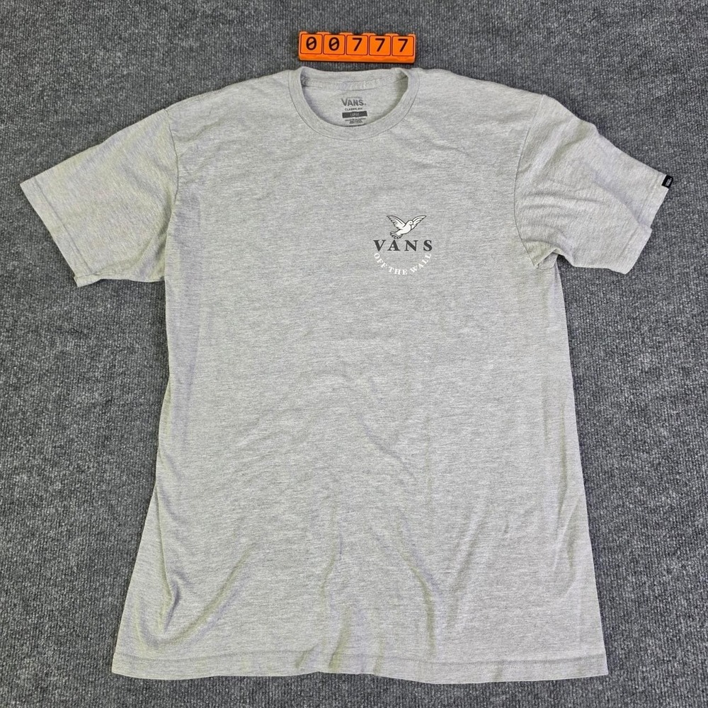 Vans gray cotton & polyester t-shirt with skeleton holding a skateboard. Size L